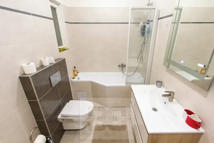 Pronájem bytu 4+kk, Praha - Vinohrady, Bělehradská, 107 m2