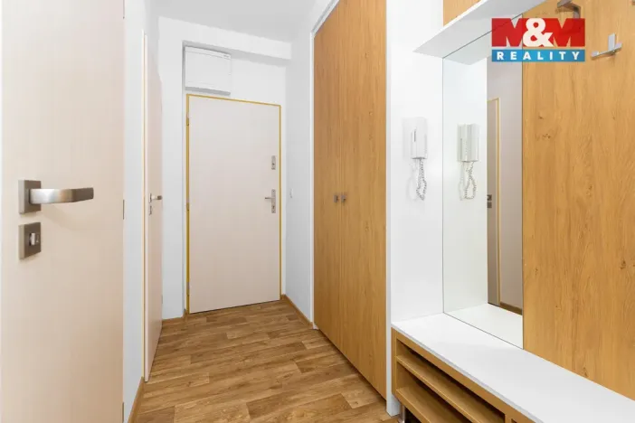 Pronájem bytu 3+kk, Pardubice - Zelené Předměstí, S. K. Neumanna, 62 m2