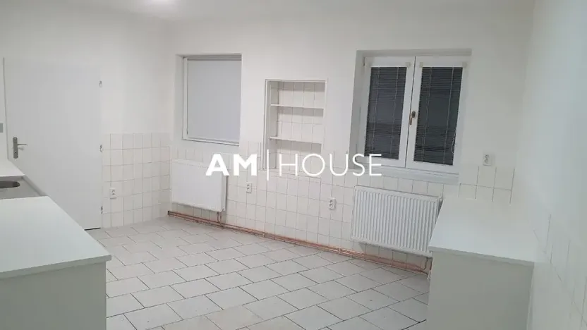 Pronájem obchodního prostoru, Praha - Čakovice, Cukrovarská, 60 m2