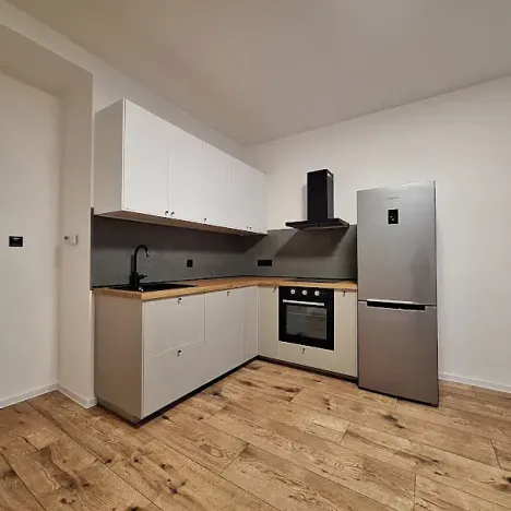 Pronájem bytu 2+kk, Praha, Bělohorská, 47 m2