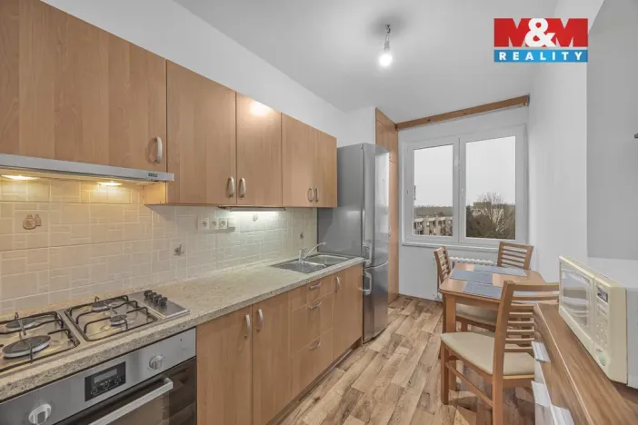 Pronájem bytu 3+1, Hradec Králové - Třebeš, Pod Strání, 77 m2