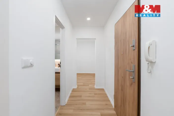 Prodej bytu 2+kk, Teplice, Jana Koziny, 56 m2