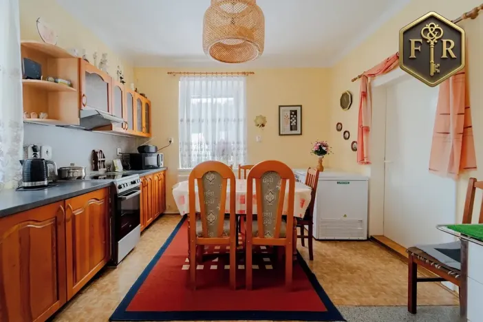 Prodej rodinného domu, Petrovice, 246 m2