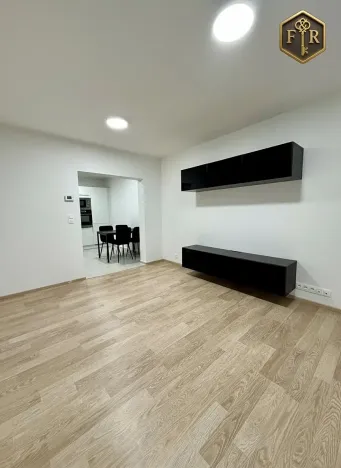 Prodej bytu 2+1, Rosice, Na Vyhlídce, 50 m2