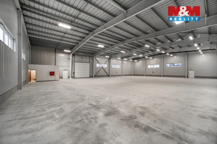 Pronájem skladu, Cerekvice nad Loučnou - Pekla, 2380 m2