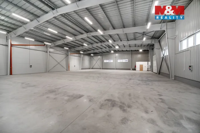 Pronájem skladu, Cerekvice nad Loučnou - Pekla, 2380 m2