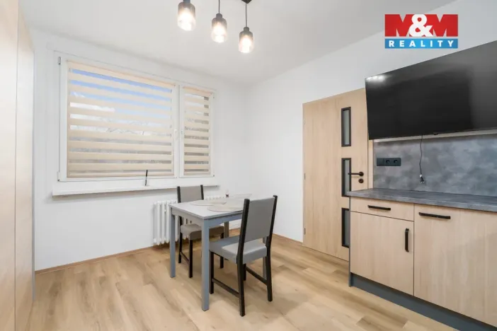 Pronájem bytu 1+1, Ústí nad Labem - Neštěmice, Seifertova, 37 m2