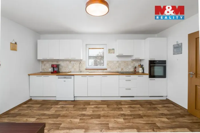 Prodej rodinného domu, Hrob, Horní, 149 m2