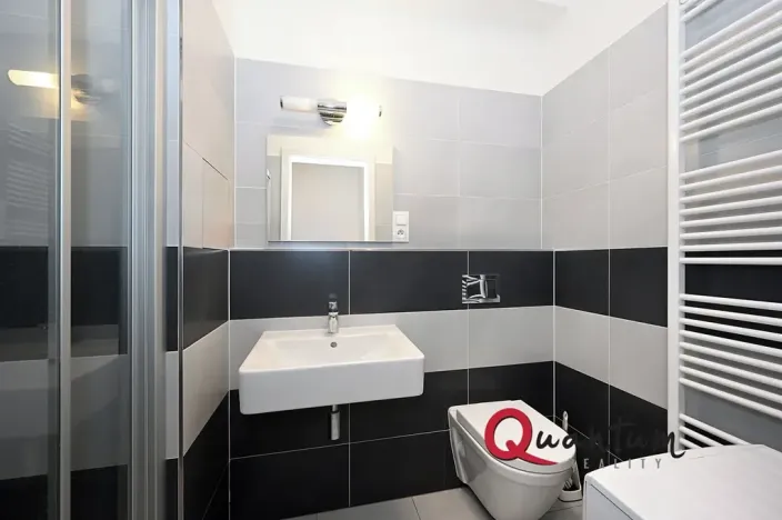 Pronájem bytu 1+kk, Praha - Malešice, Nad úžlabinou, 27 m2