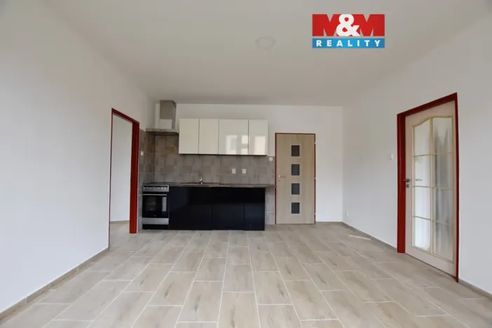 Pronájem bytu 3+kk, Nechanice, Husovo nám., 57 m2