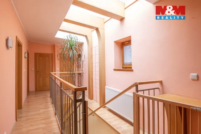 Prodej rodinného domu, Brno - Žebětín, Kohoutovická, 285 m2