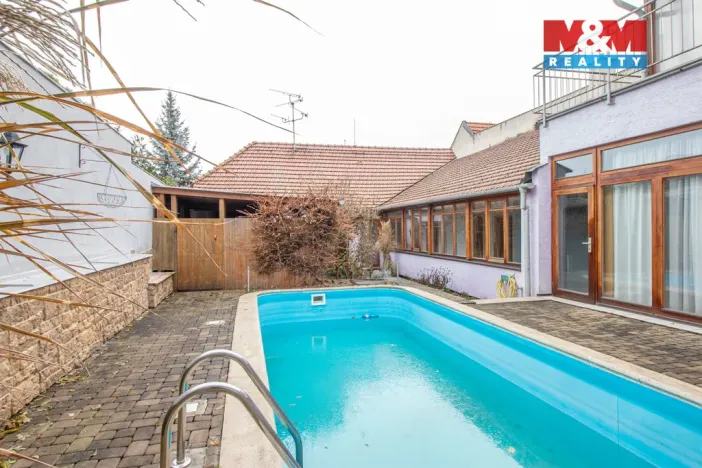 Prodej rodinného domu, Brno - Žebětín, Kohoutovická, 285 m2