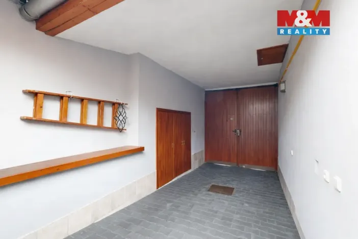 Prodej rodinného domu, Brno - Žebětín, Kohoutovická, 285 m2