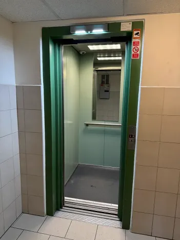 Pronájem bytu 1+kk, Praha - Braník, Vavřenova, 24 m2