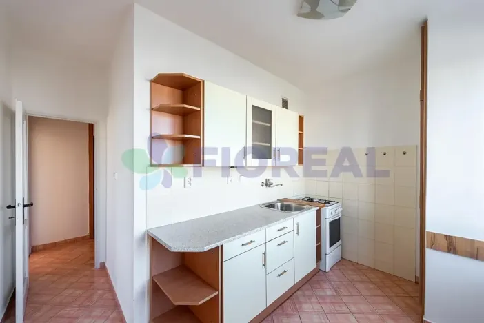 Pronájem bytu 3+1, Praha - Vršovice, Kubánské náměstí, 71 m2