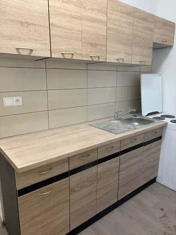 Pronájem bytu 1+1, Přerov, Husova, 29 m2