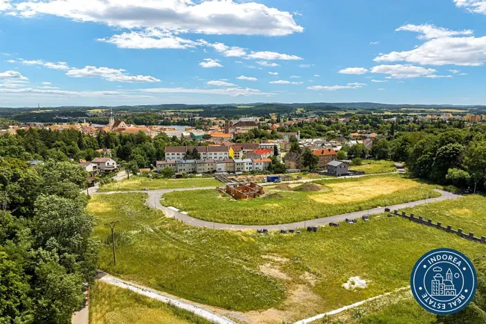 Prodej pozemku pro bydlení, Jindřichův Hradec, Jakubská, 1800 m2