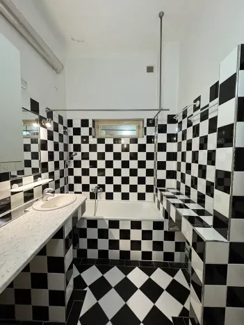 Pronájem bytu 3+1, Praha, Kolínská, 93 m2