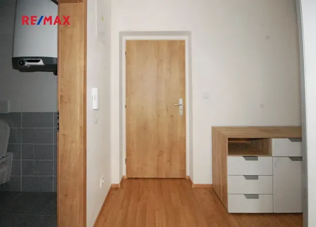 Pronájem bytu 1+kk, Kutná Hora, V Zákoutí, 36 m2