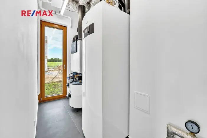 Prodej rodinného domu, Praha - Horní Počernice, Krotitelů, 197 m2