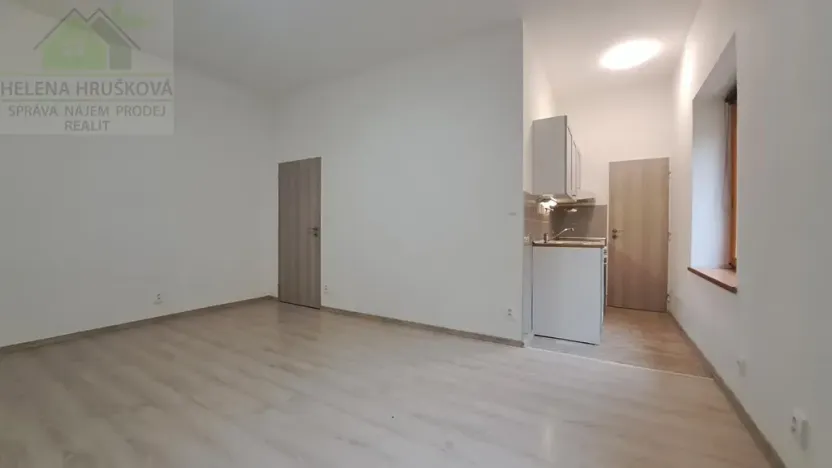 Pronájem bytu 1+kk, Ostrava, Na Fifejdách, 34 m2