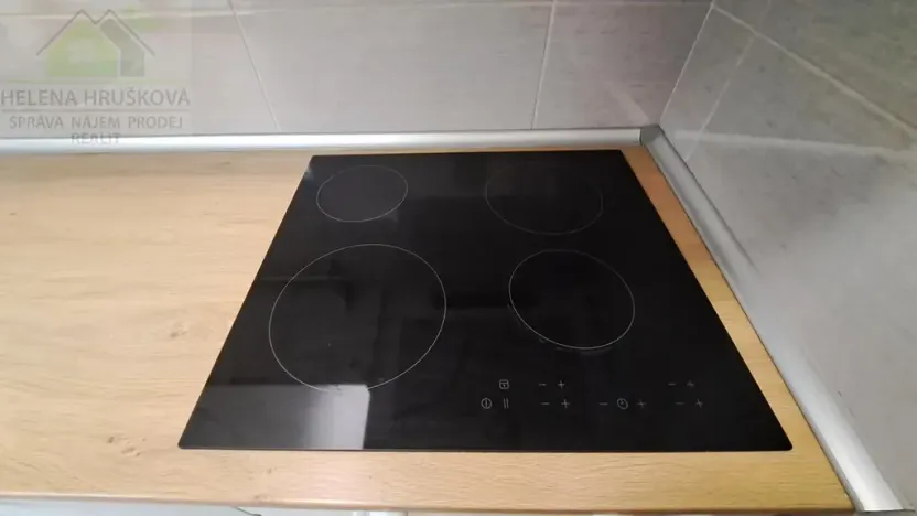 Pronájem bytu 1+kk, Ostrava, Na Fifejdách, 34 m2