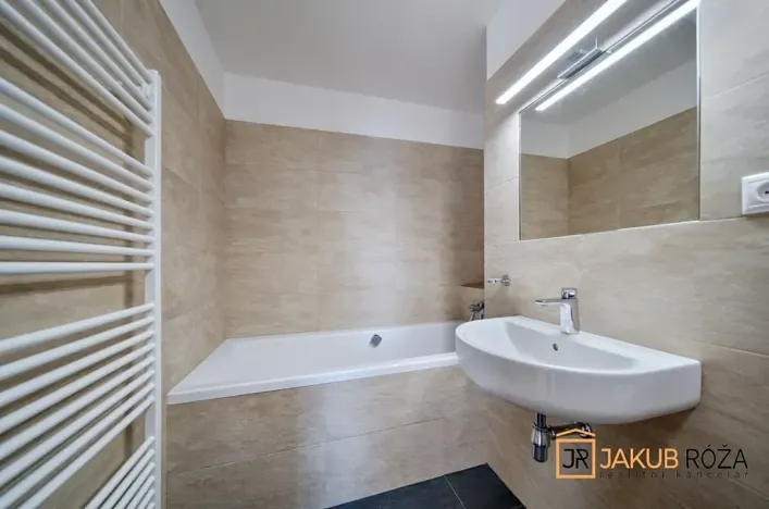 Prodej bytu 3+kk, Černý Důl, 92 m2