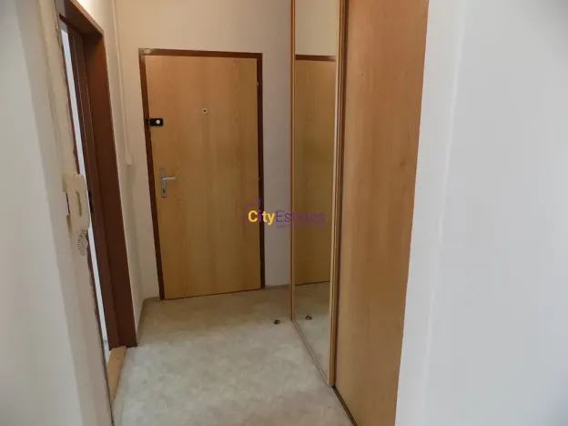 Pronájem bytu 1+1, Praha - Troja, Krynická, 40 m2