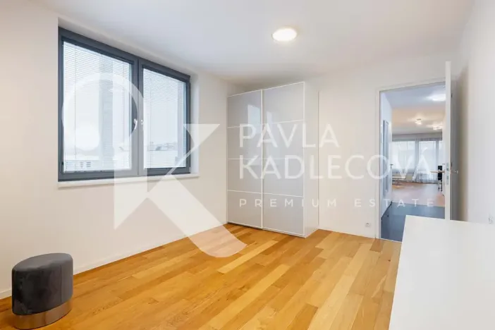 Pronájem bytu 3+kk, Praha - Karlín, Sokolovská, 100 m2