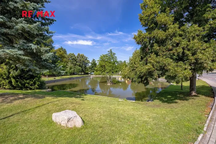 Prodej pozemku pro bydlení, Babice, 412 m2