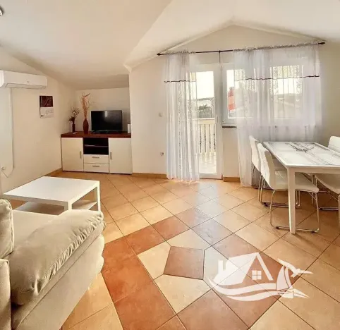 Prodej vícegeneračního domu, Medulin, Chorvatsko, Pošesi, 150 m2