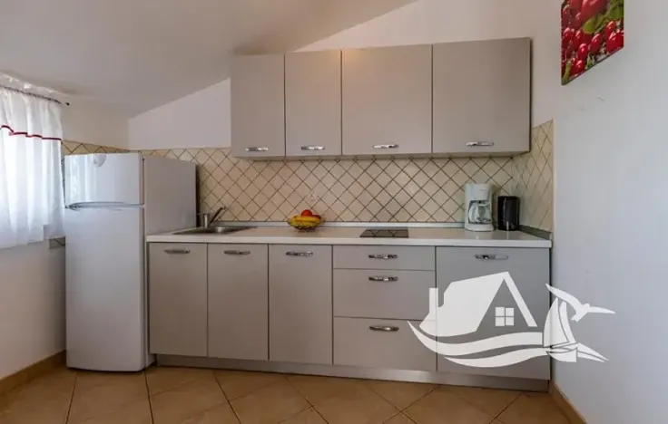 Prodej vícegeneračního domu, Medulin, Chorvatsko, Pošesi, 150 m2