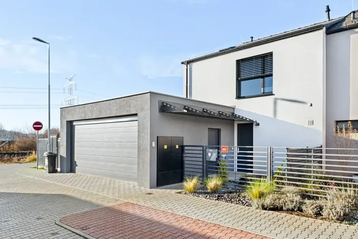 Prodej rodinného domu, Zlonín, Lísková, 192 m2