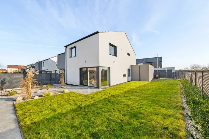 Pronájem rodinného domu, Zlonín, Lísková, 192 m2