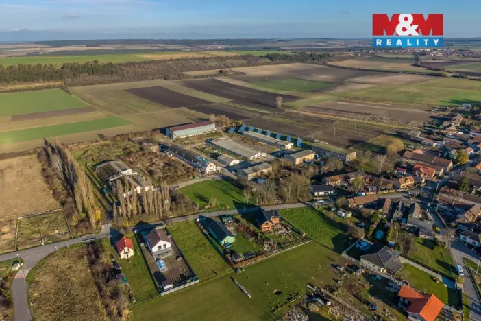 Prodej komerčního pozemku, Nedomice, 2841 m2