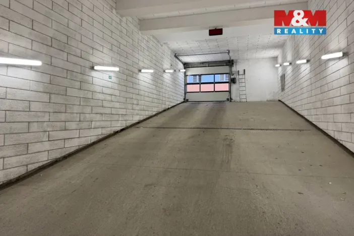 Pronájem garážového stání, Plzeň - Východní Předměstí, Rejskova, 16 m2