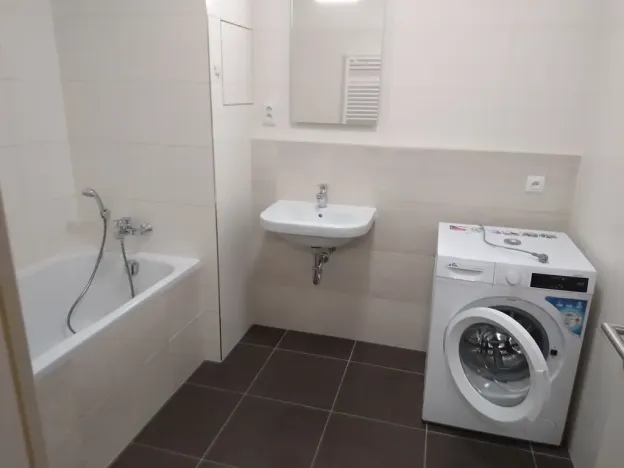 Prodej kanceláře, Praha - Vysočany, Čerpadlová, 57 m2