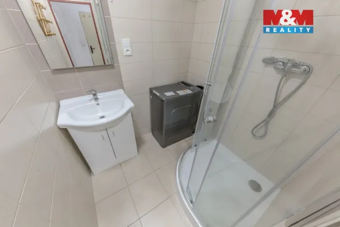 Prodej bytu 2+1, Děčín - Děčín IX-Bynov, Teplická, 61 m2