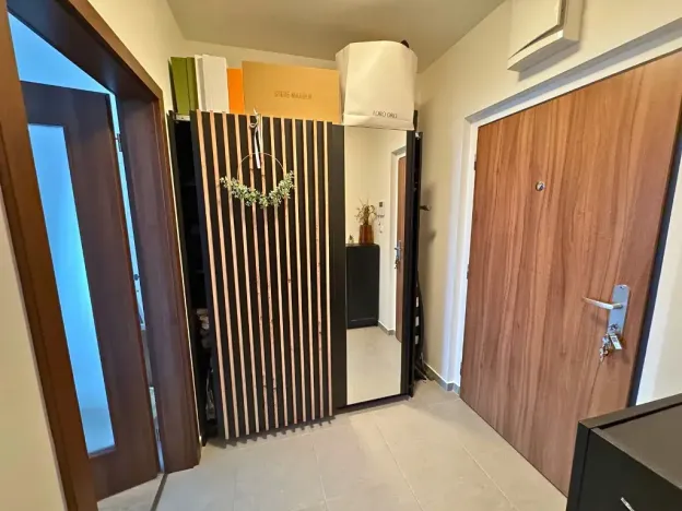 Pronájem bytu 1+kk, Horoměřice, Velvarská, 28 m2