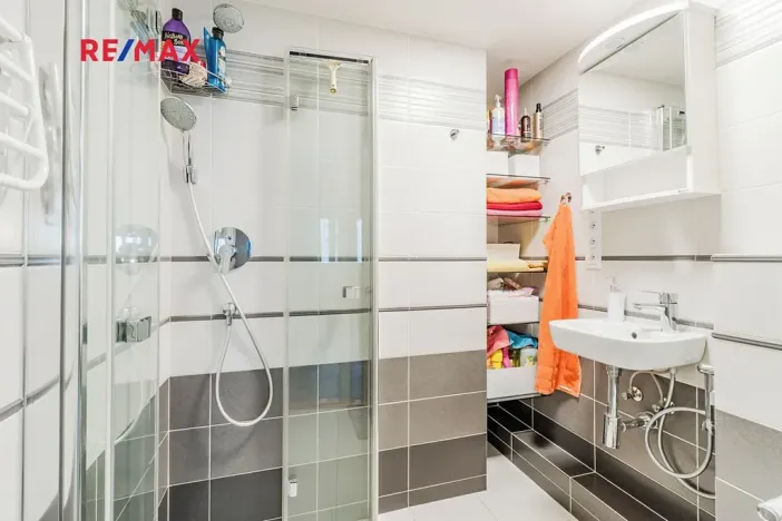 Pronájem bytu 1+kk, Praha - Michle, Počátecká, 22 m2