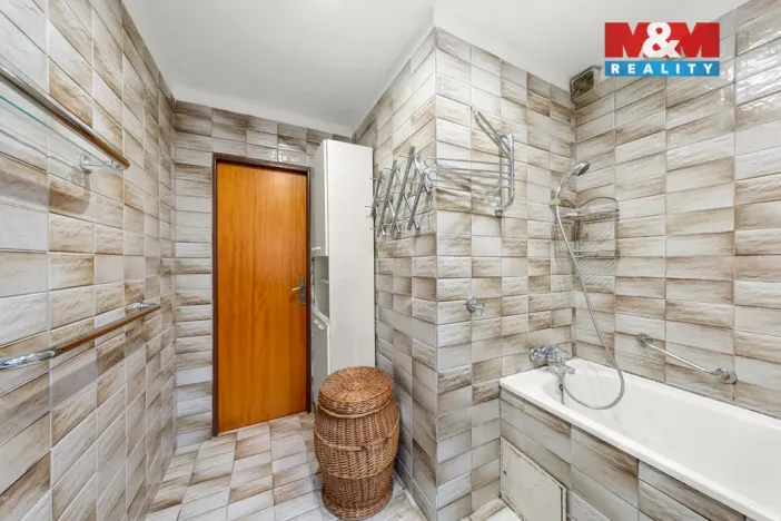 Prodej rodinného domu, Krupka - Vrchoslav, Na Příkopě, 270 m2