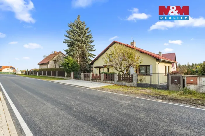 Prodej rodinného domu, Hřebeč, Opletalova, 184 m2