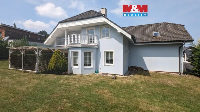 Prodej rodinného domu, Panenské Břežany, Vilová, 200 m2