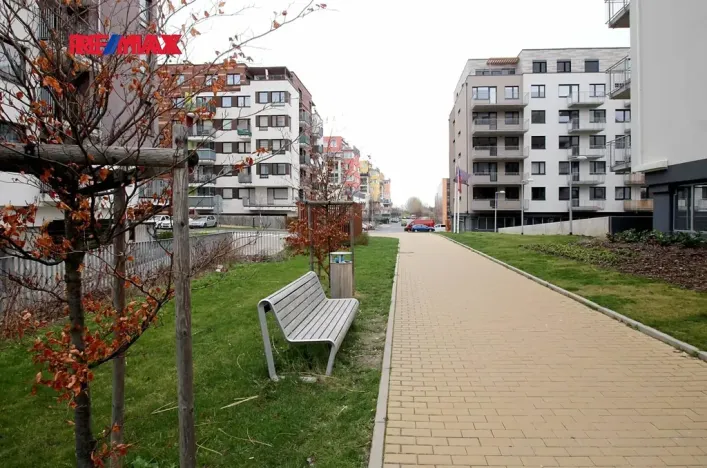 Pronájem bytu 2+kk, Praha - Střížkov, Zakšínská, 55 m2