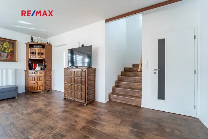 Prodej rodinného domu, Měchenice, Na Vyhlídce, 246 m2