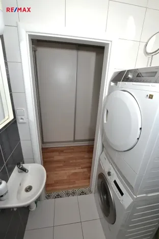 Pronájem bytu 1+1, Kladno, Sevastopolská, 29 m2