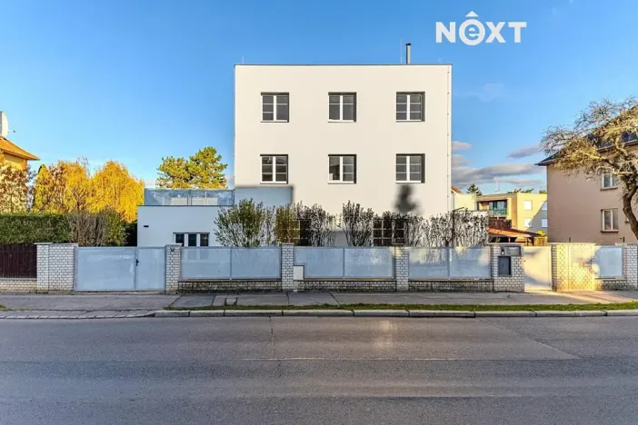 Prodej bytu 1+kk, Praha - Sedlec, Suchdolská, 27 m2