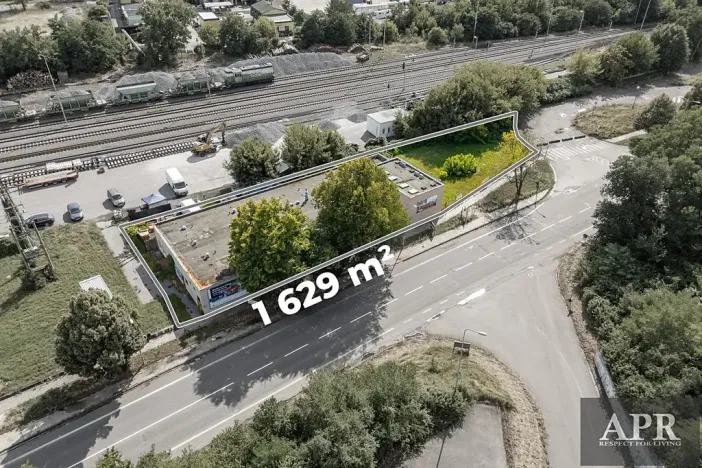 Prodej obchodního prostoru, Uherský Brod, 656 m2