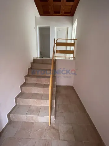 Pronájem bytu 3+kk, Staré Hodějovice, Lesní, 110 m2