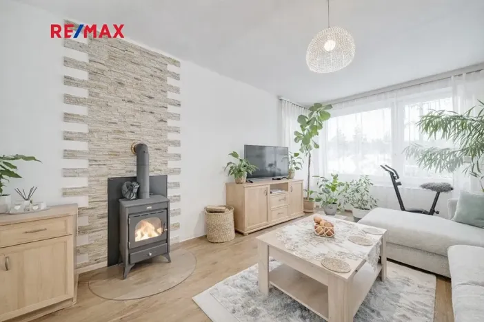 Prodej bytu 3+1, Mukařov, Pražská, 64 m2